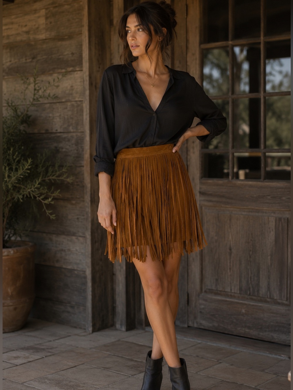 Cedars Vintage 100% Suede Leather Fringed  Skirt in Gorgeous Brown 26.5” Waist